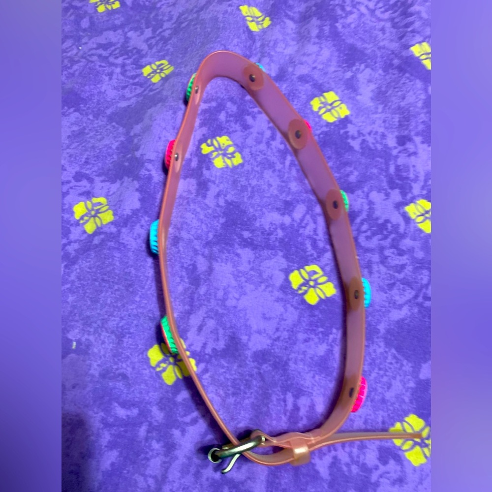 VINTAGE WOMENS BELT